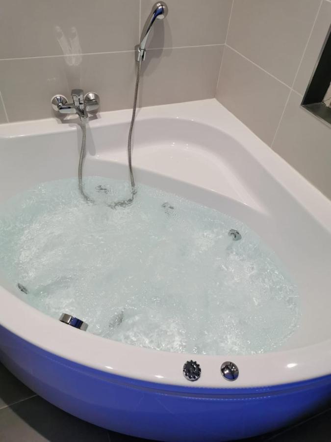 Apartament Boulevard De La These Marsylia Zewnętrze zdjęcie